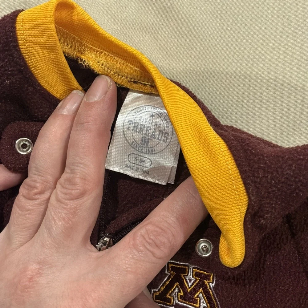 Infant/Baby Minnesota Gophers 6/9 Mo Footies Pajamas PJs‎ Rivalry Threads
